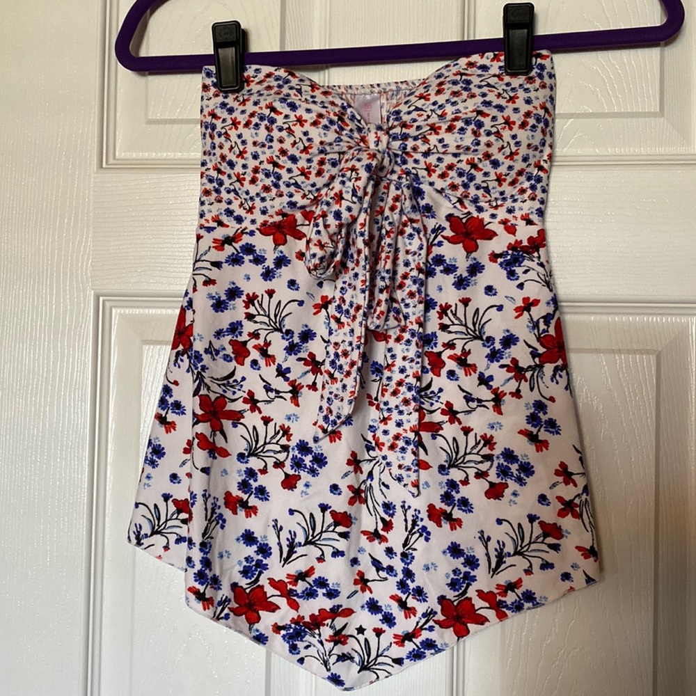 No Boundaries XS/1 strapless top